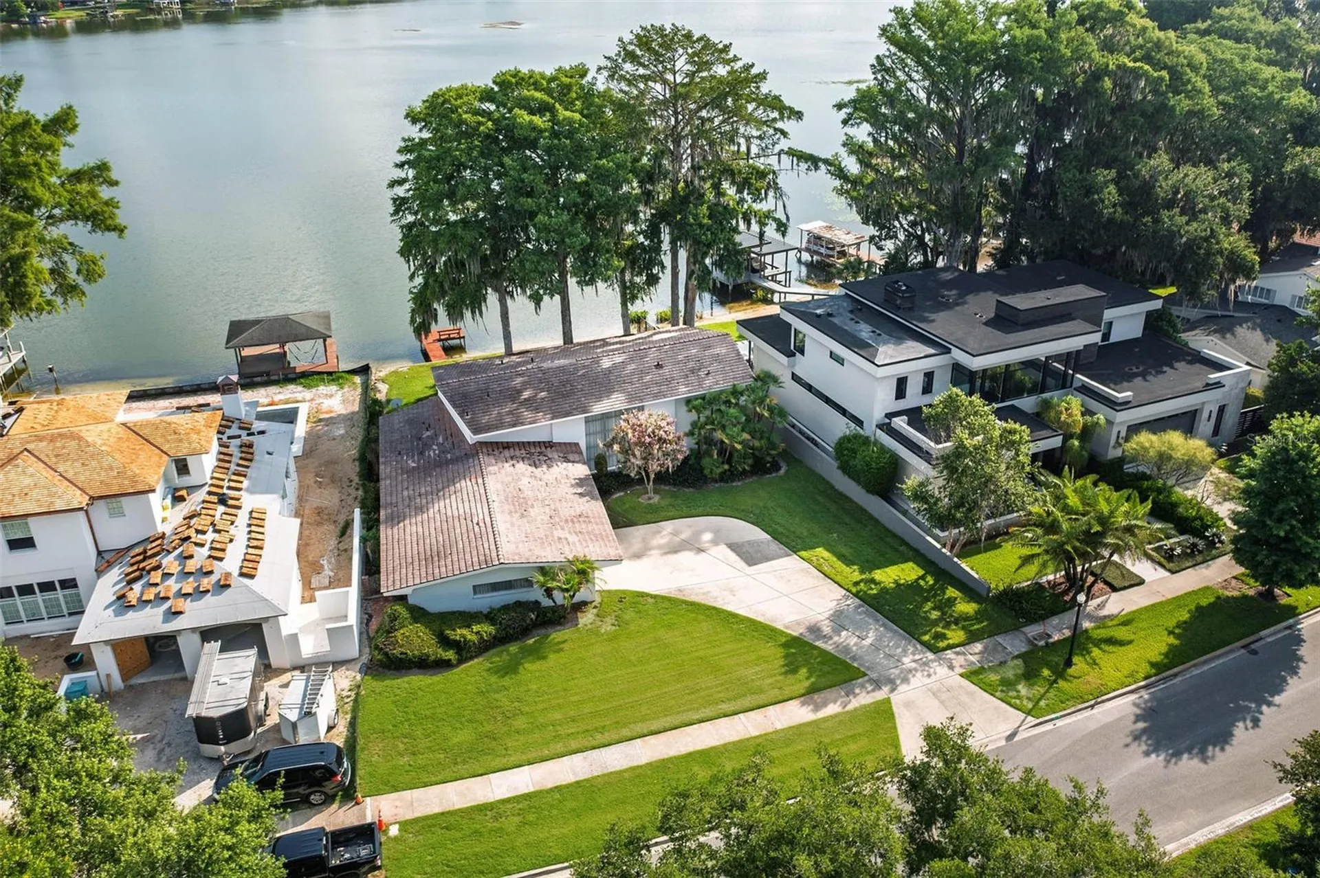 2655 Lake Shore Drive Orlando FL 32803