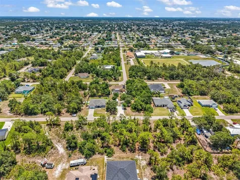 325 Wyler Street Port Charlotte FL 33954
