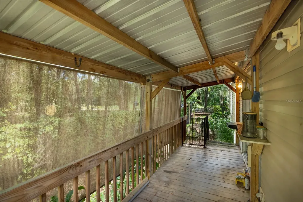 819 Lenore Avenue Interlachen FL 32148