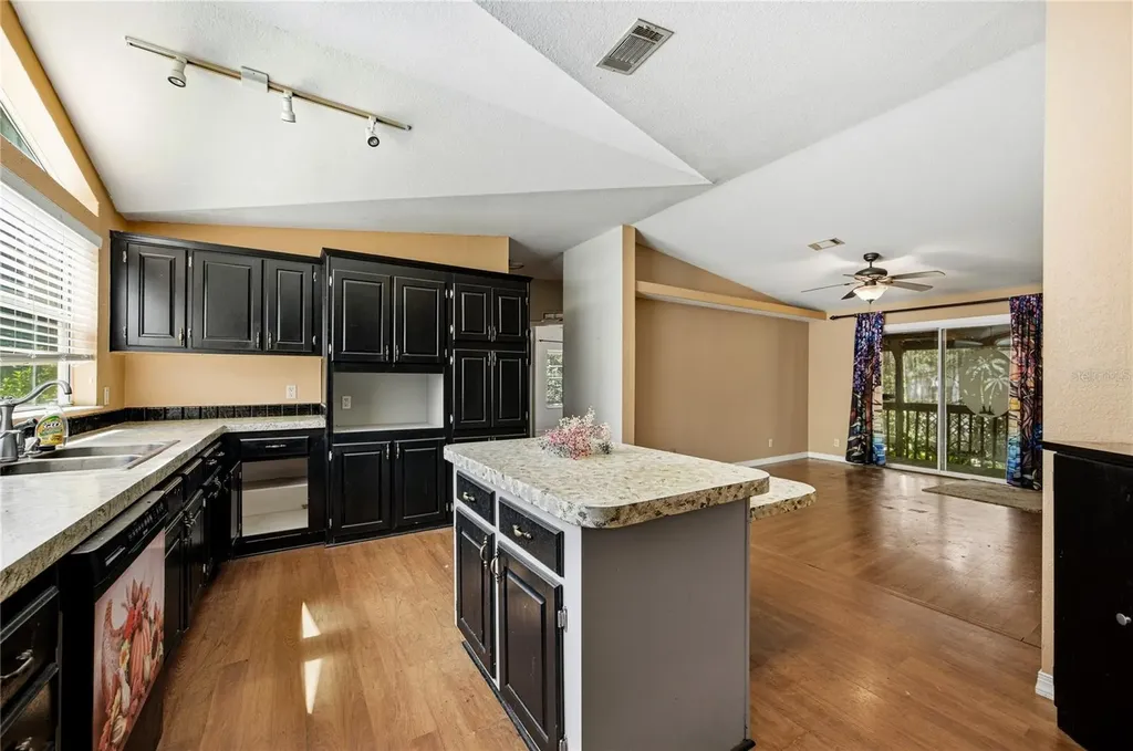 819 Lenore Avenue Interlachen FL 32148
