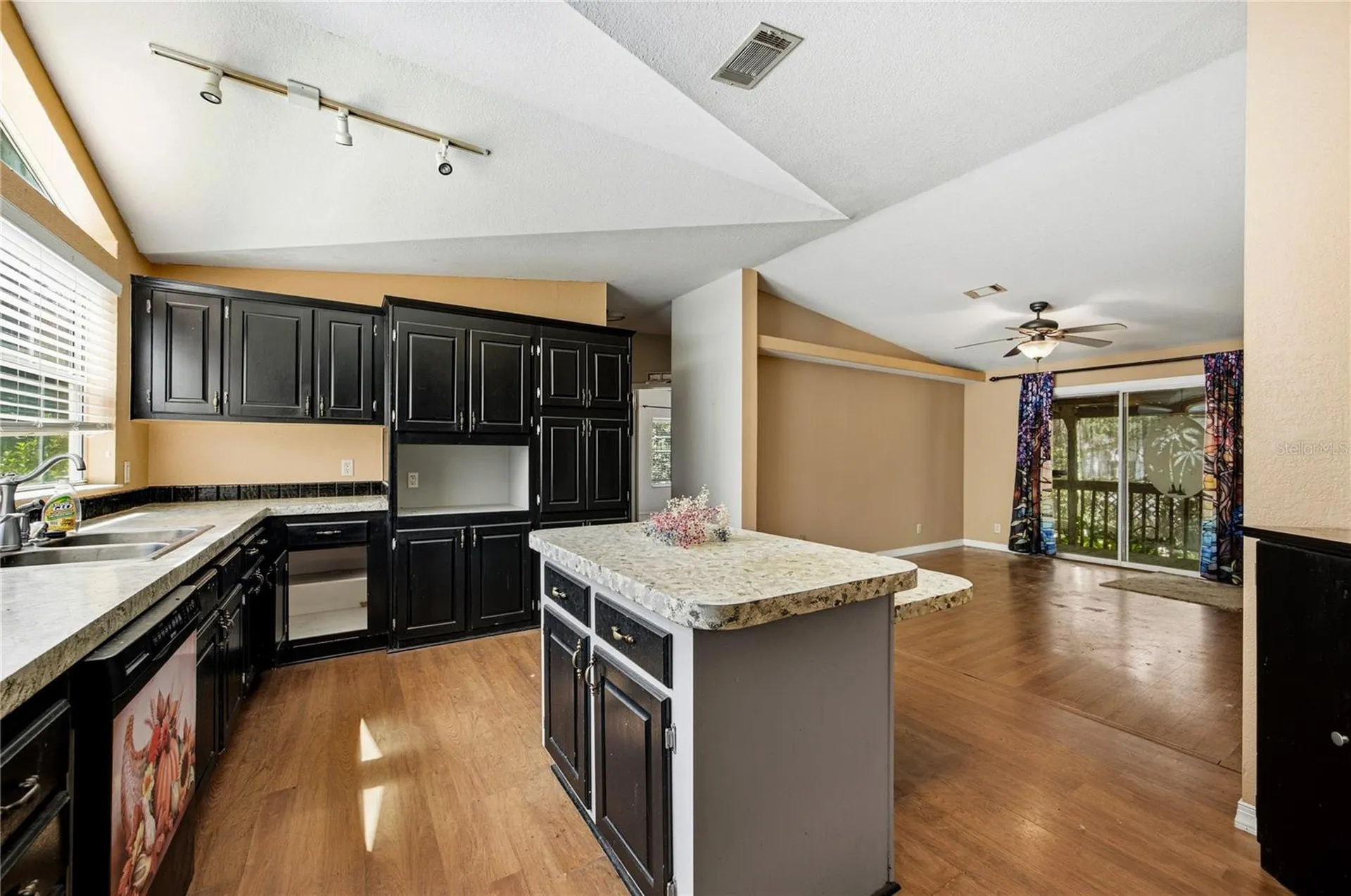819 Lenore Avenue Interlachen FL 32148