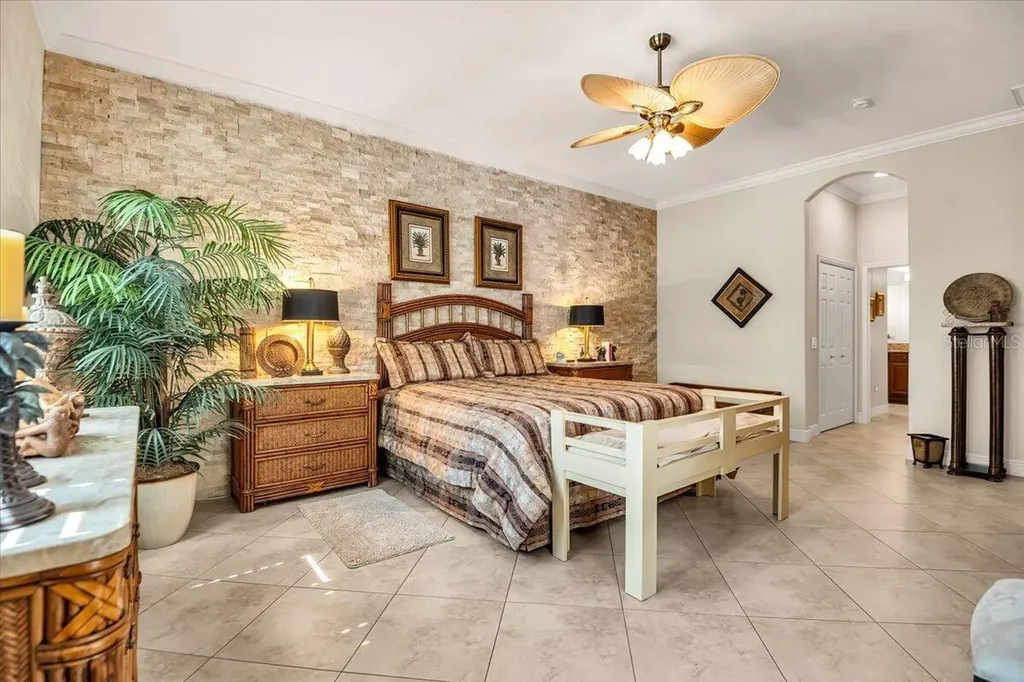 957 145th Street Circle NE Bradenton FL 34212