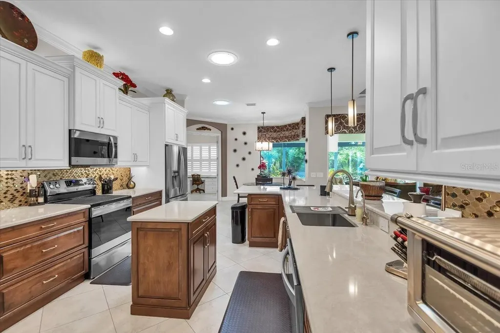 957 145th Street Circle NE Bradenton FL 34212