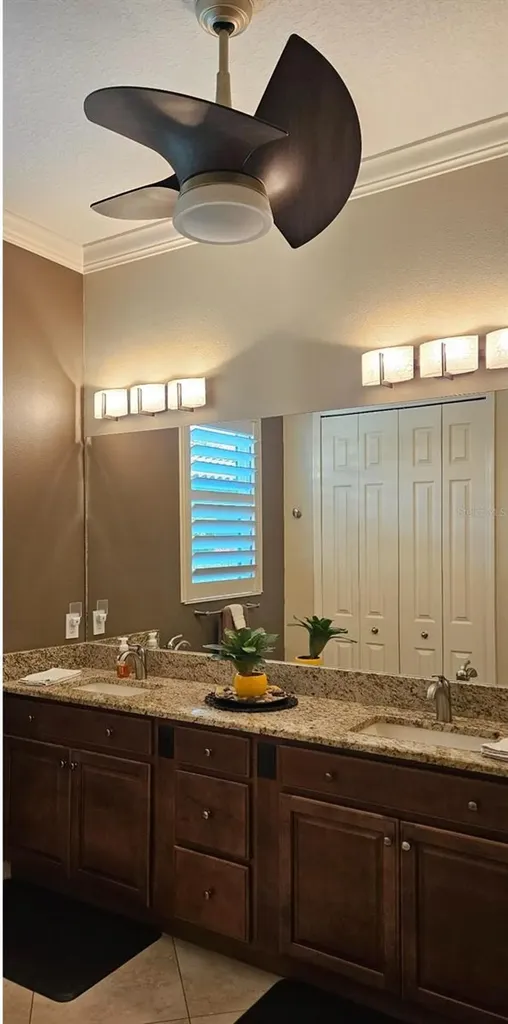 957 145th Street Circle NE Bradenton FL 34212