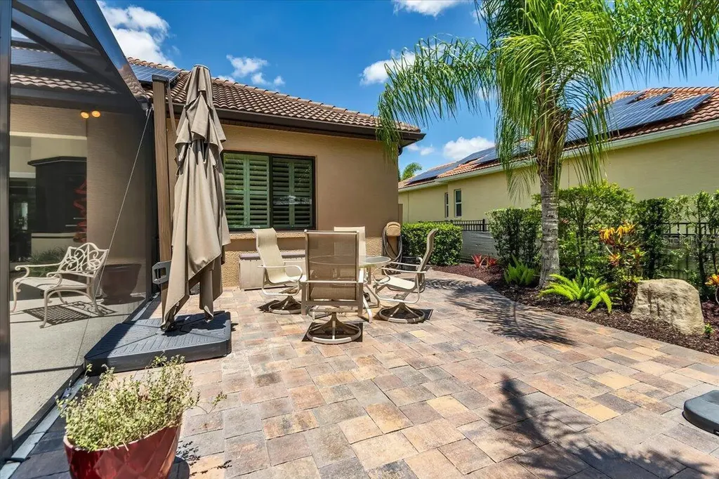 957 145th Street Circle NE Bradenton FL 34212