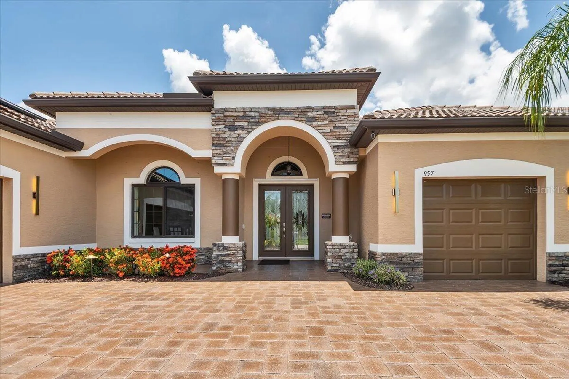 957 145th Street Circle NE Bradenton FL 34212