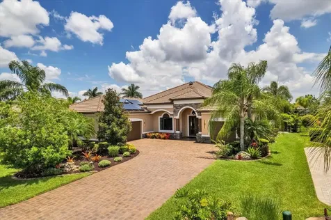 957 145th Street Circle NE Bradenton FL 34212