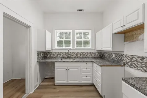 1921 NE 8th Road Ocala FL 34470