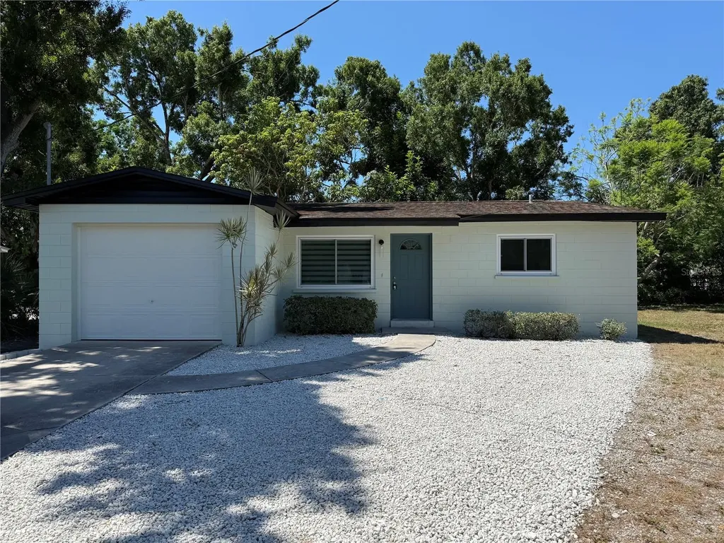 1350 15th Street Sarasota FL 34236