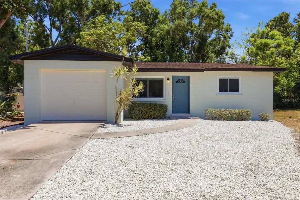 1350 15th Street Sarasota FL 34236