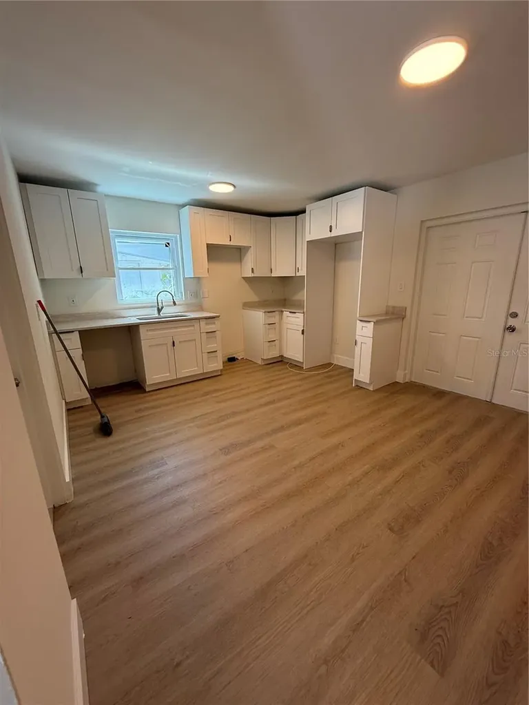 1350 15th Street Sarasota FL 34236