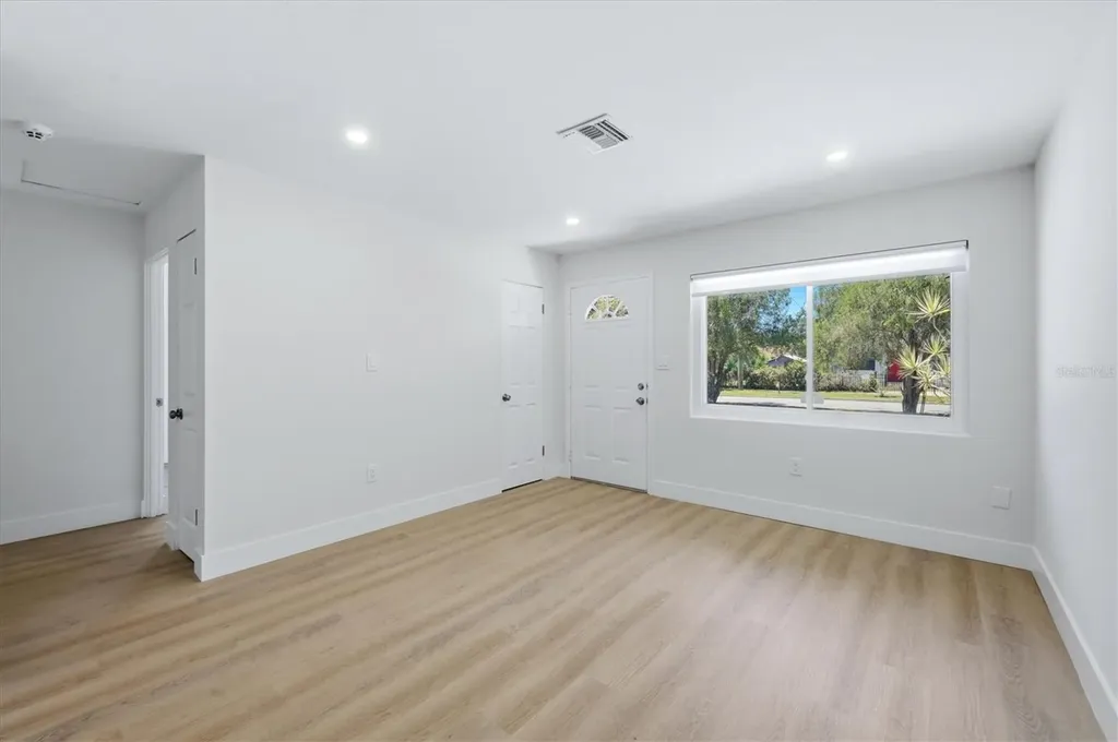 1350 15th Street Sarasota FL 34236