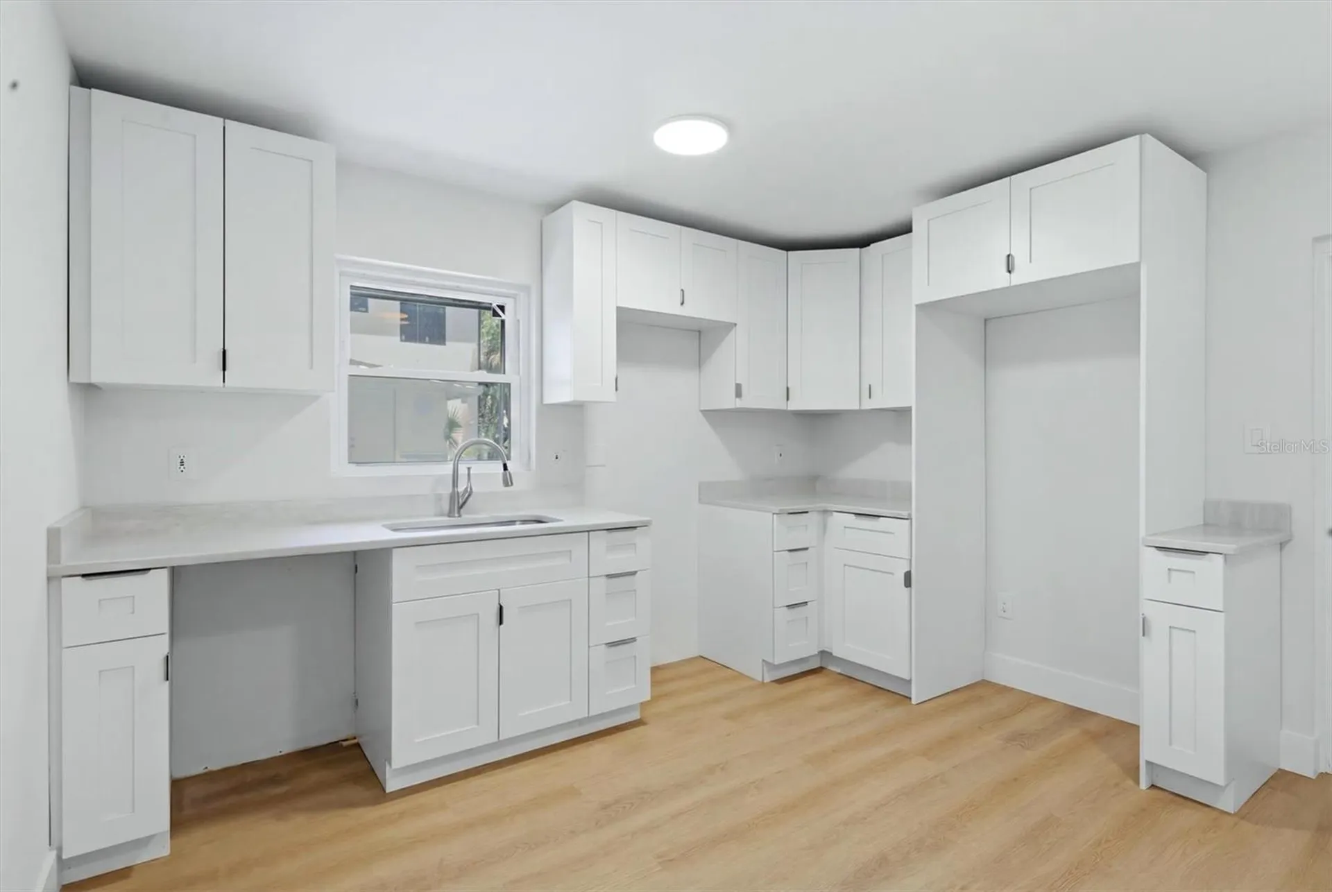 1350 15th Street Sarasota FL 34236