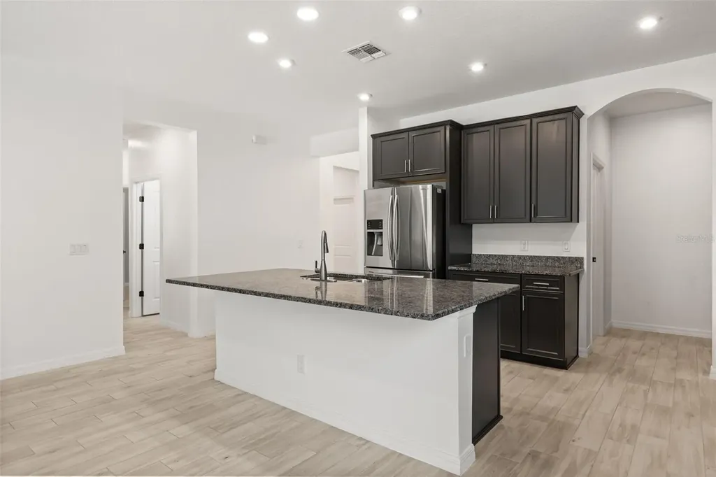 1151 Lakeside Estates Drive Apopka FL 32703