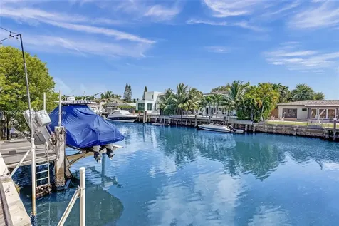 1912 NE 119th Road North Miami FL 33181