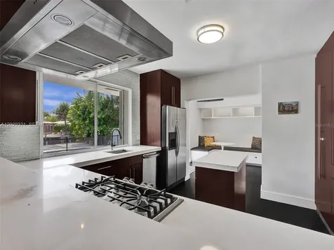 1912 NE 119th Road North Miami FL 33181