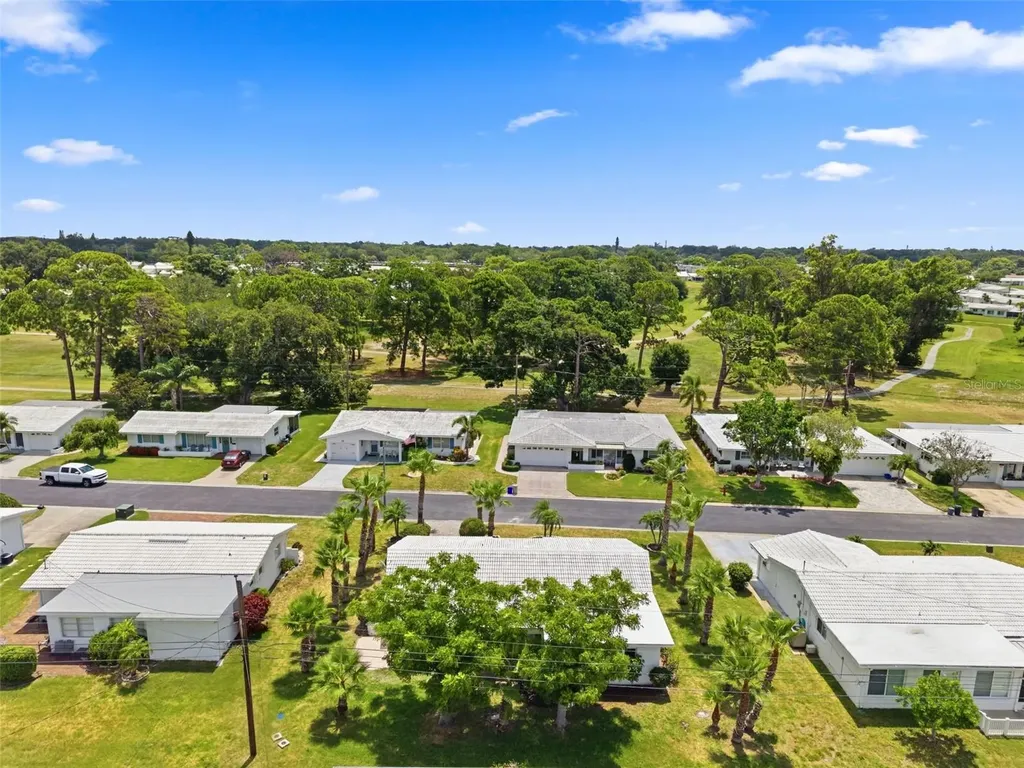 9128 142nd Street Seminole FL 33776