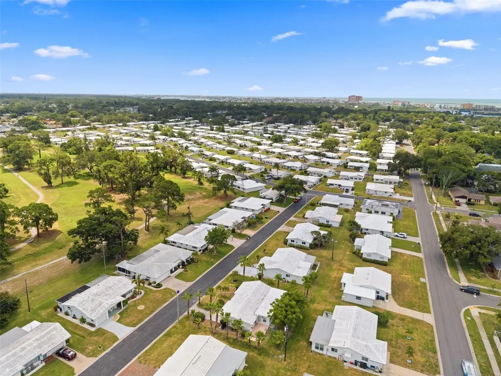 9128 142nd Street Seminole FL 33776