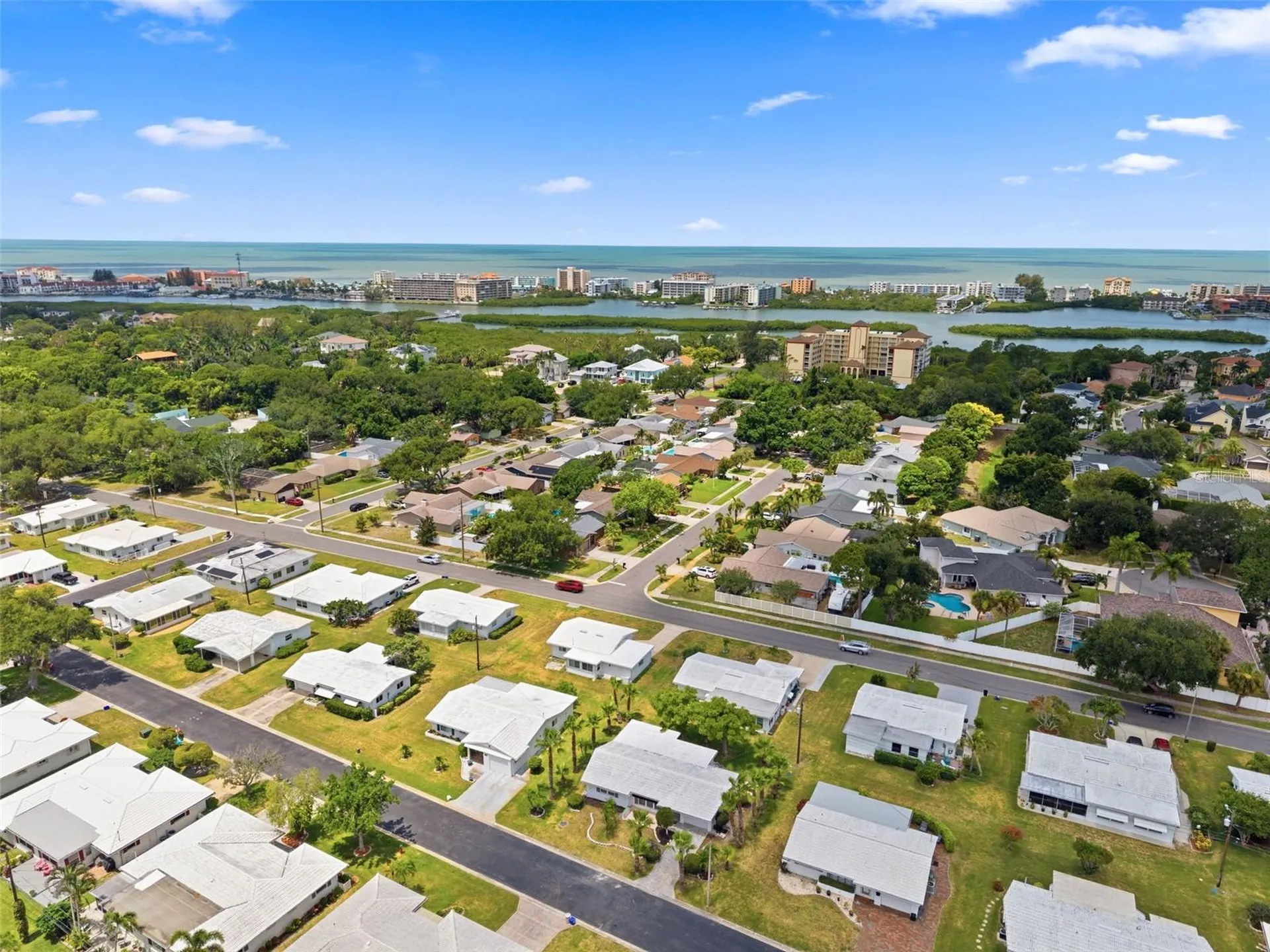 9128 142nd Street Seminole FL 33776