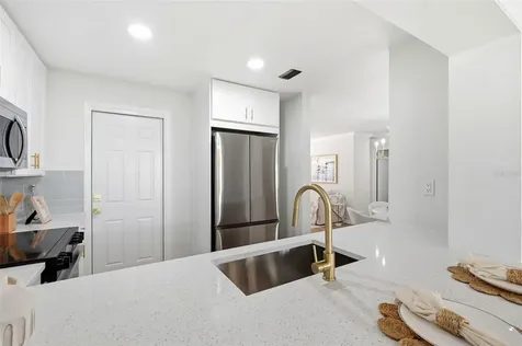 9128 142nd Street Seminole FL 33776