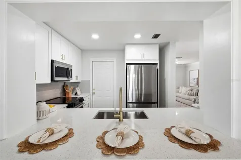 9128 142nd Street Seminole FL 33776
