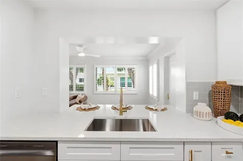 9128 142nd Street Seminole FL 33776