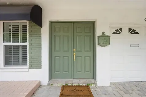 9128 142nd Street Seminole FL 33776