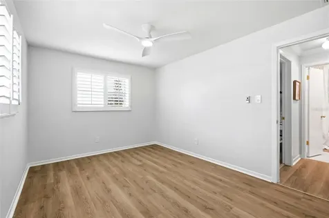 9128 142nd Street Seminole FL 33776