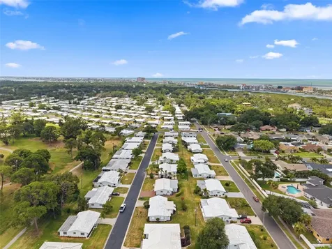 9128 142nd Street Seminole FL 33776