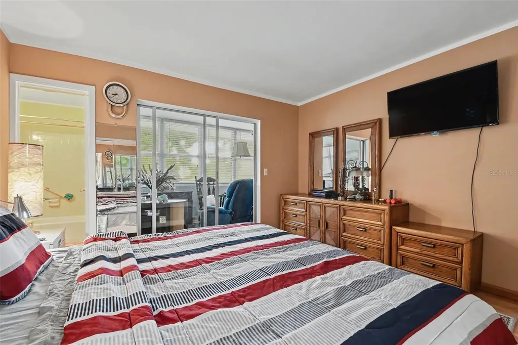 100 Glennes Lane Dunedin FL 34698
