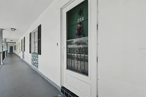 100 Glennes Lane Dunedin FL 34698
