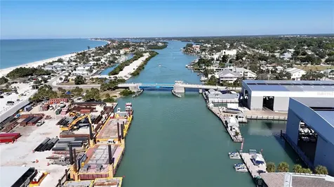 100 Circuit Road Nokomis FL 34275