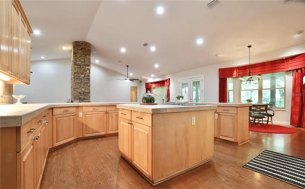 15717 E Oakland Avenue Winter Garden FL 34787