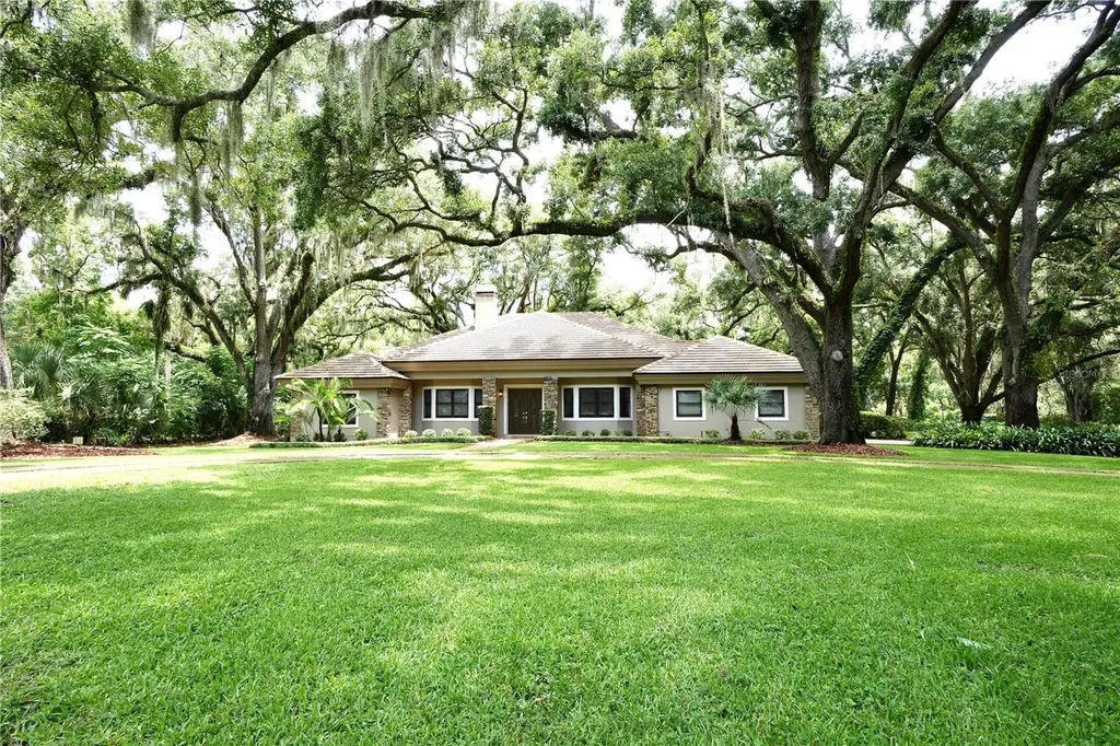 15717 E Oakland Avenue Winter Garden FL 34787