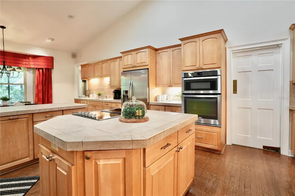 15717 E Oakland Avenue Winter Garden FL 34787