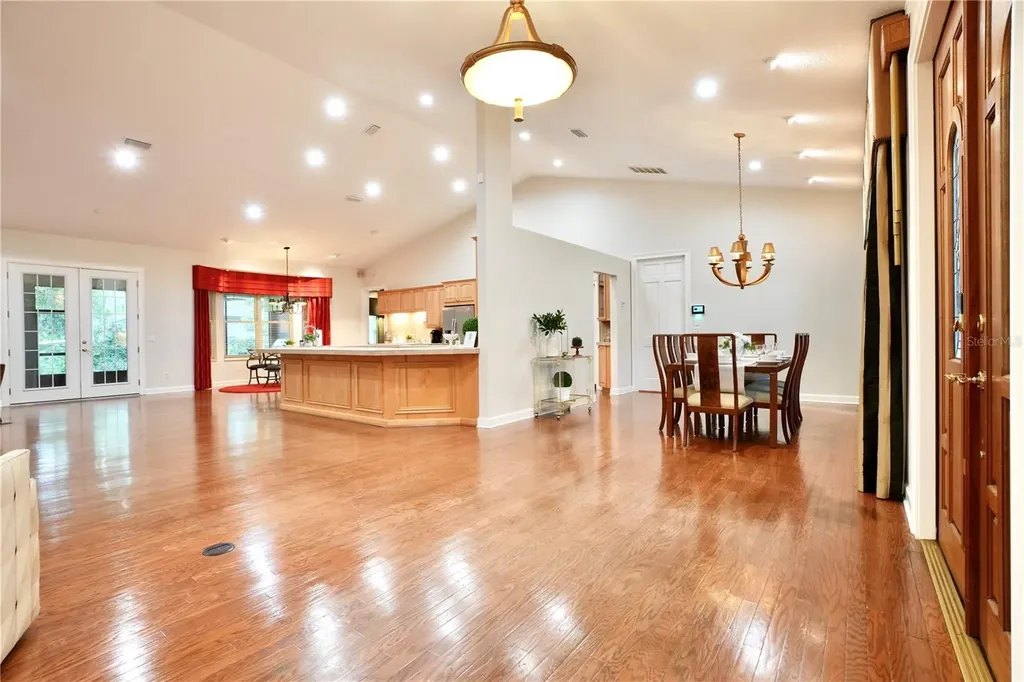 15717 E Oakland Avenue Winter Garden FL 34787