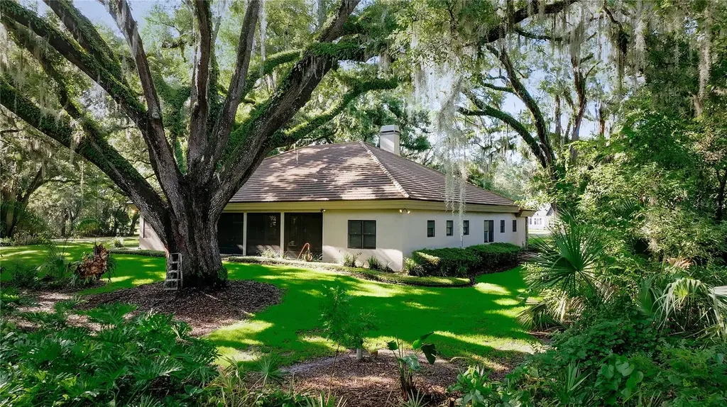 15717 E Oakland Avenue Winter Garden FL 34787