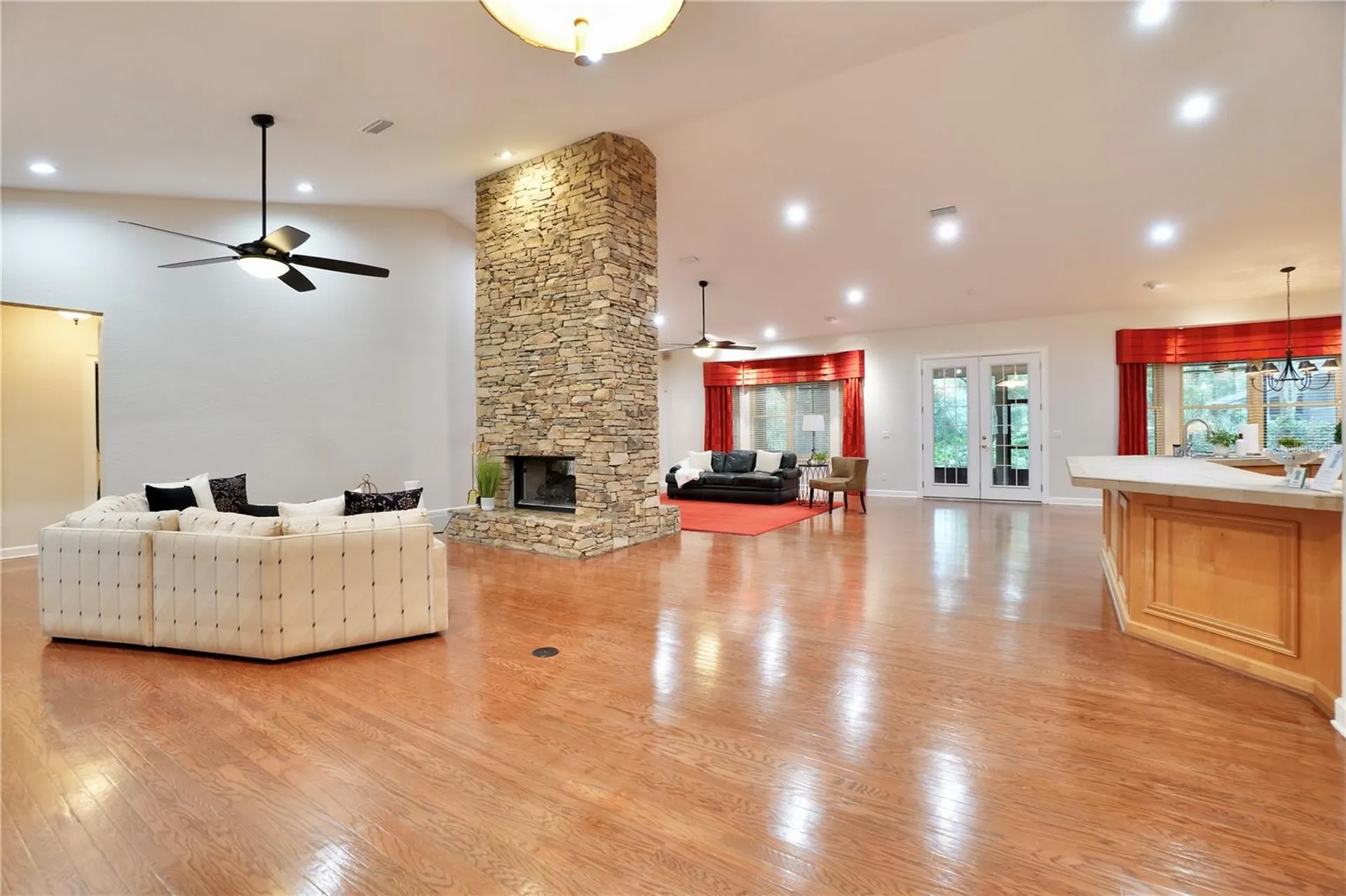 15717 E Oakland Avenue Winter Garden FL 34787
