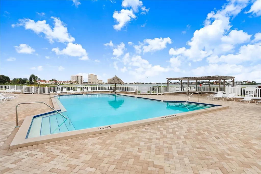 6104 Palma Del Mar Boulevard S St Petersburg FL 33715