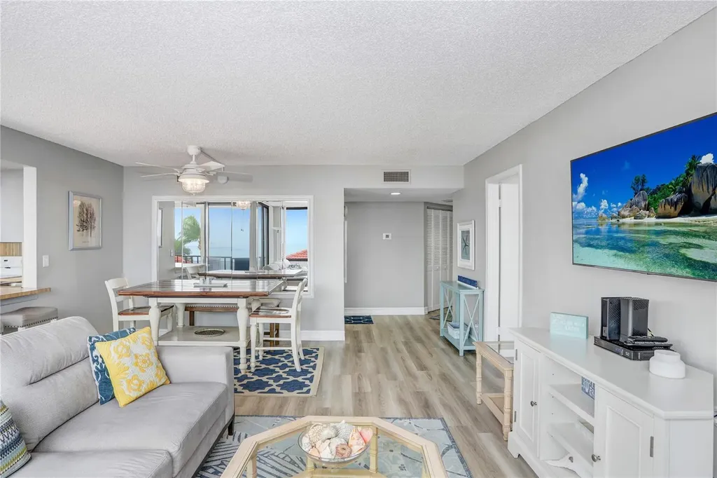 6104 Palma Del Mar Boulevard S St Petersburg FL 33715