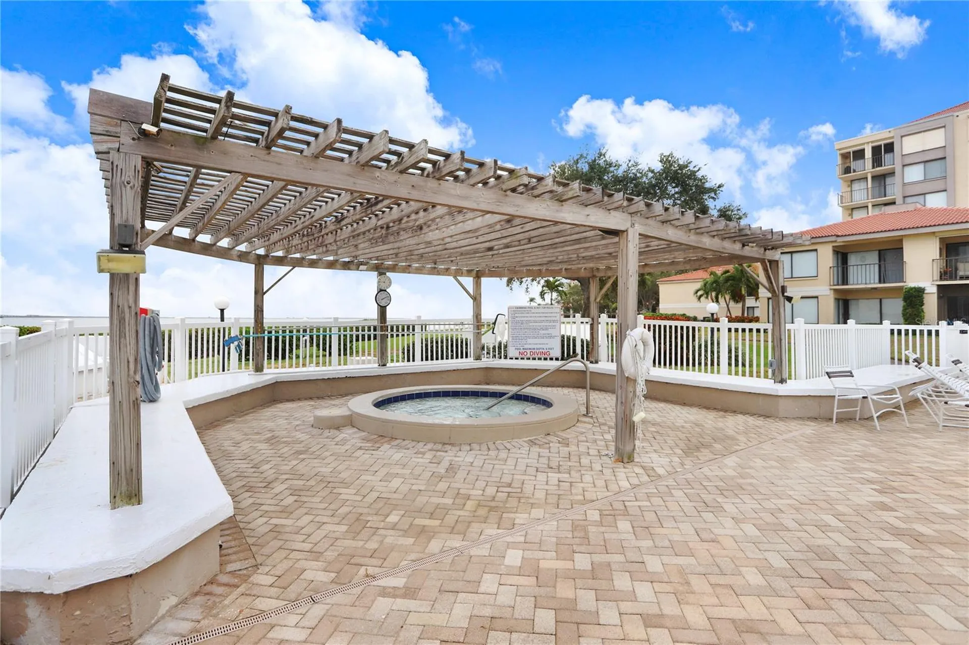 6104 Palma Del Mar Boulevard S St Petersburg FL 33715