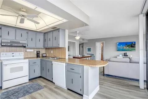 6104 Palma Del Mar Boulevard S St Petersburg FL 33715