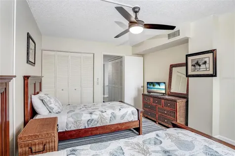 6104 Palma Del Mar Boulevard S St Petersburg FL 33715