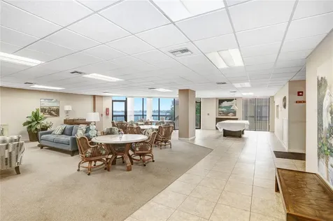 6104 Palma Del Mar Boulevard S St Petersburg FL 33715