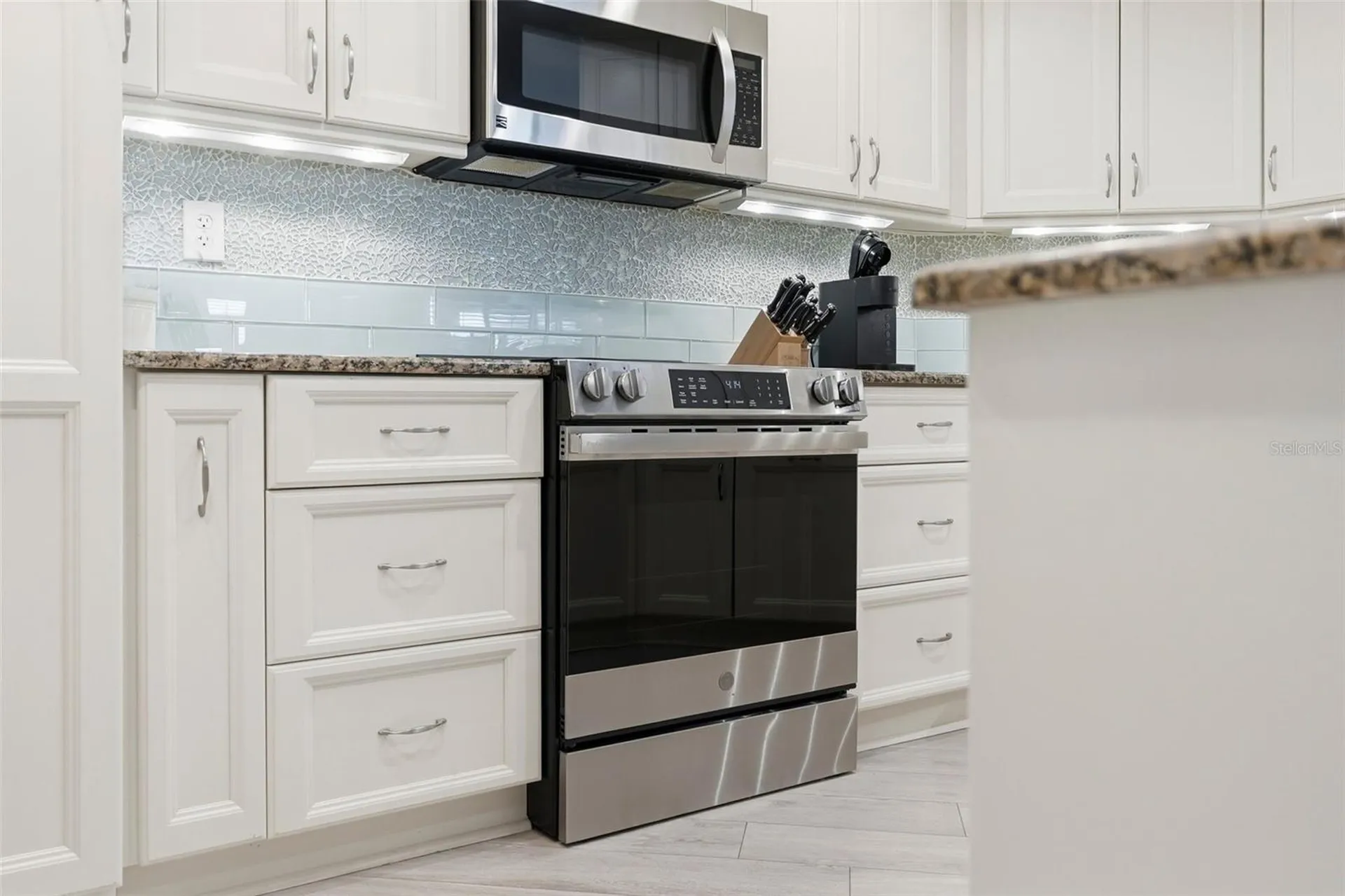 6011 Bahia Del Mar Boulevard St Petersburg FL 33715