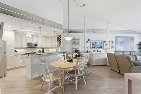 6011 Bahia Del Mar Boulevard St Petersburg FL 33715