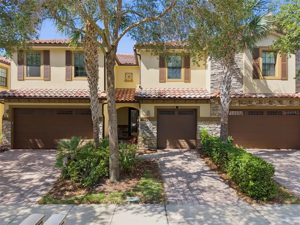 8061 Prestbury Drive Orlando FL 32832