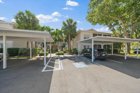 4216 Central Sarasota Parkway Sarasota FL 34238