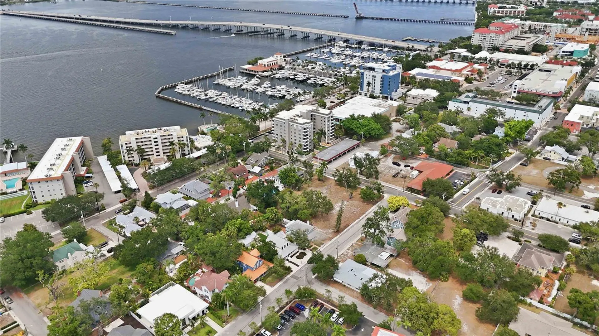 204 15th Street W Bradenton FL 34205