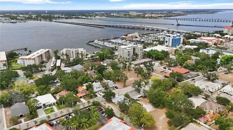 204 15th Street W Bradenton FL 34205
